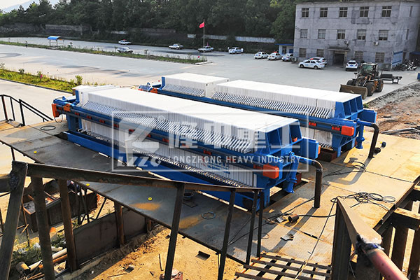 廂式壓濾機(jī)相關(guān)知識(shí) 廂式壓濾機(jī)工作原理 環(huán)保制砂 廂式壓濾機(jī)相關(guān)知識(shí) 廂式壓濾機(jī)工作原理 環(huán)保制砂