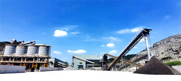 水洗砂生產(chǎn)線方案配置，要求兩月加工六萬噸石料，石子沙子都要
